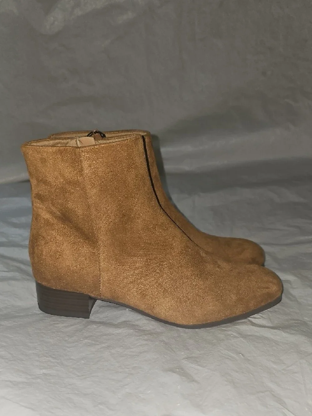 Time and Tru Women's Size 6 Zippered Ankle Boots Cognac New